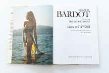 Load image into Gallery viewer, WOMAN FROM THIRTY TO FORTY | Brigitte Bardot