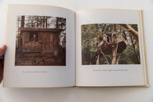 Load image into Gallery viewer, CASAS DE ARTESANIA | Arquitectura Espontánea Americana