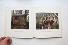 Load image into Gallery viewer, Handmade Houses - A Guide To the Woodbutcher&#39;s Art