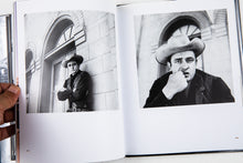 Load image into Gallery viewer, JOHNNY CASH | Photographs by Leigh Wiener