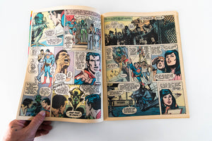 SUPERMAN VS. MUHAMMAD ALI