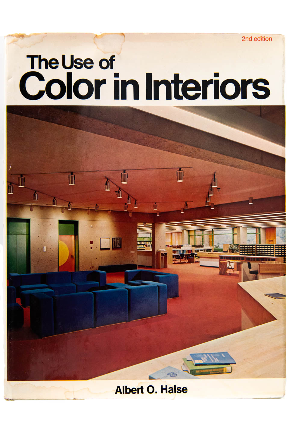 THE USE OF COLOR IN INTERIORS