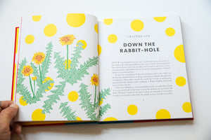 Lewis Carroll's Alice's Adventures in Wonderland With Artwork by Yayoi Kusama